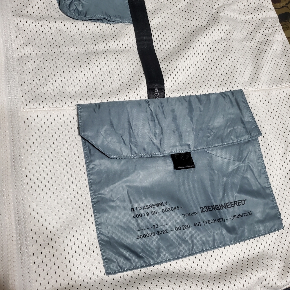 Jordan 23 ENGINEERED Statement Utility Cargo Summer mesh Vest - Picture 9 of 15